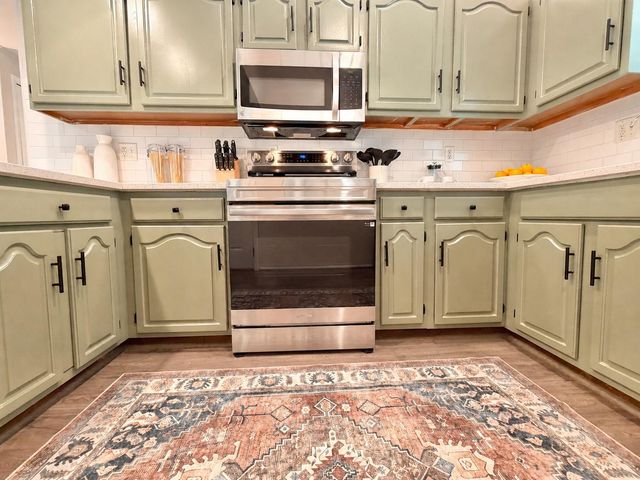 36 SNOWFLAKE LN, Hedgesville, WV 25427
