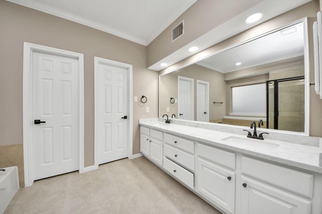 4534 Brook Shadow Drive, Houston, TX 77345