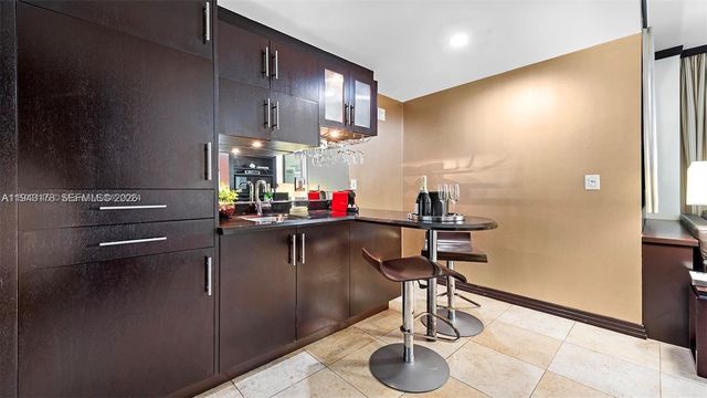 1437 Collins Avenue 327, Miami Beach, FL 33139