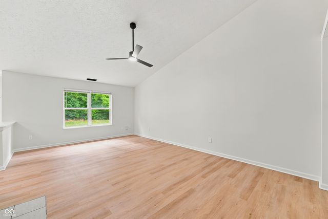 2115 Sotheby Lane, Indianapolis, IN 46239