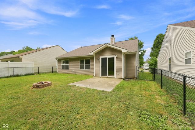 2115 Sotheby Lane, Indianapolis, IN 46239