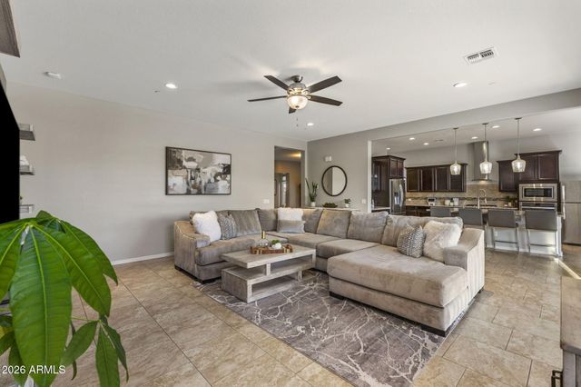 13763 W CREOSOTE Drive, Peoria, AZ 85383