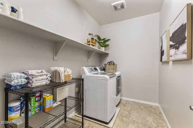 13763 W CREOSOTE Drive, Peoria, AZ 85383