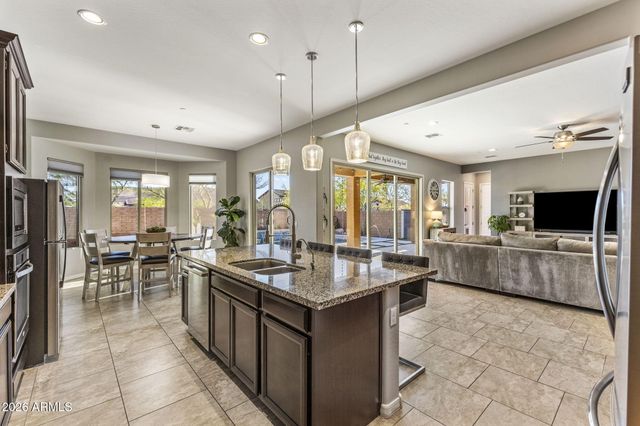 13763 W CREOSOTE Drive, Peoria, AZ 85383