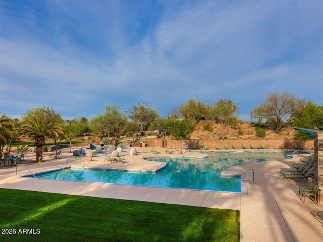 13763 W CREOSOTE Drive, Peoria, AZ 85383