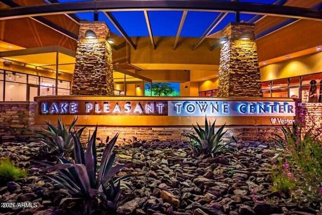 13763 W CREOSOTE Drive, Peoria, AZ 85383