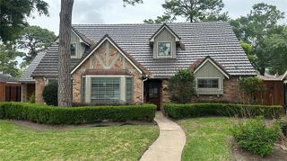 12314 Woodthorpe Lane, Houston, TX 77024