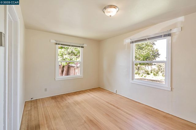5 W Bissell Ave, Richmond, CA 94801