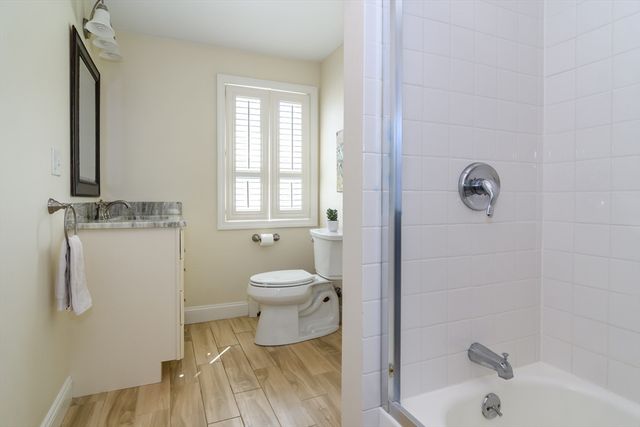10 Liberty St, Natick, MA 01760