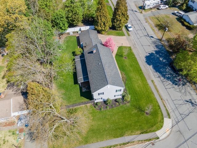 10 Liberty St, Natick, MA 01760