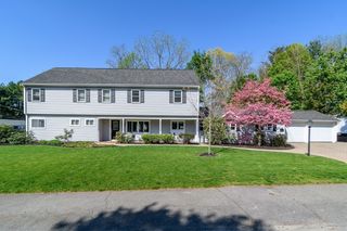 10 Liberty St, Natick, MA 01760