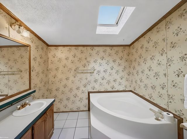 23344 Arlington Drive, Clinton Township, MI 48036