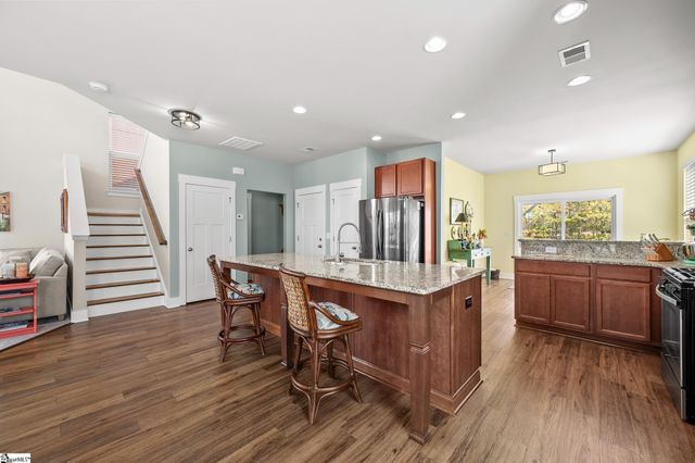 819 Sweet William Road, Spartanburg, SC 29301