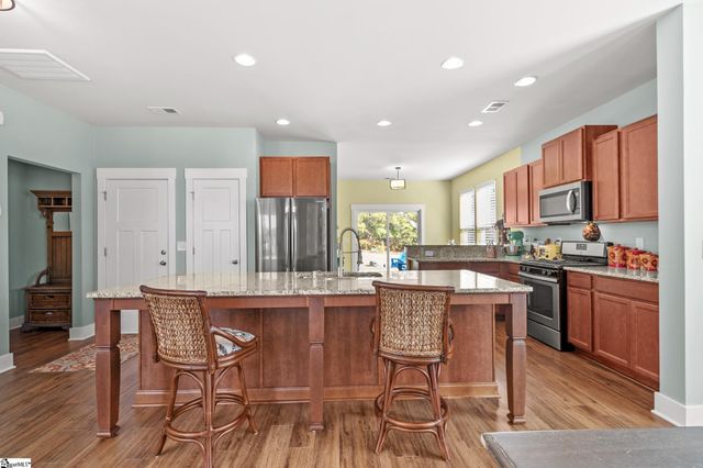 819 Sweet William Road, Spartanburg, SC 29301