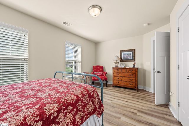 819 Sweet William Road, Spartanburg, SC 29301