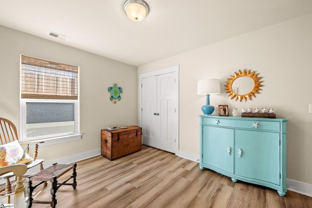 819 Sweet William Road, Spartanburg, SC 29301