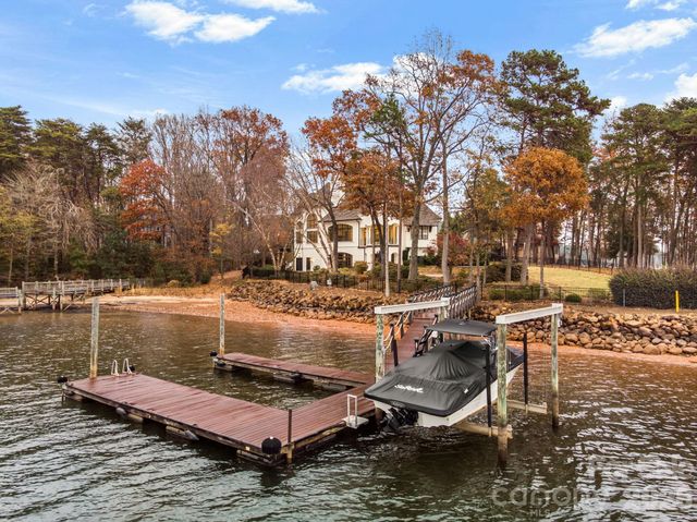 15503 Fishermans Rest Court, Cornelius, NC 28031