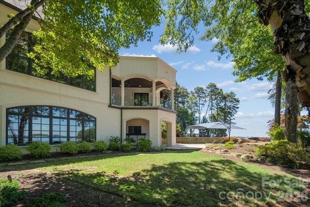 15503 Fishermans Rest Court, Cornelius, NC 28031