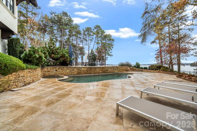 15503 Fishermans Rest Court, Cornelius, NC 28031