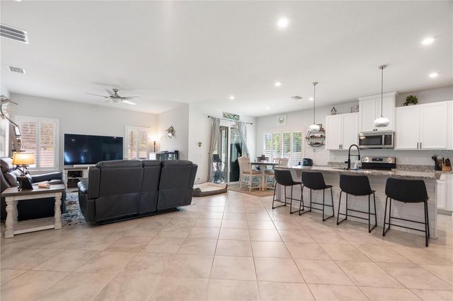 18379 FALLING PINE NEEDLE LANE, Land O Lakes, FL 34638