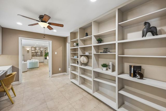 9703 Oasis Drive, Houston, TX 77096