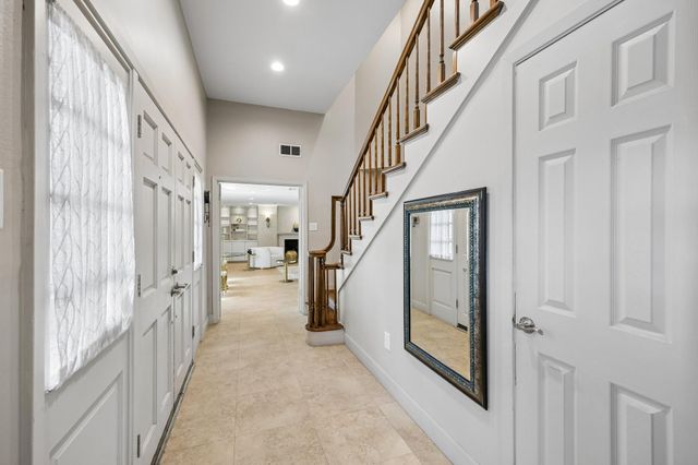 9703 Oasis Drive, Houston, TX 77096