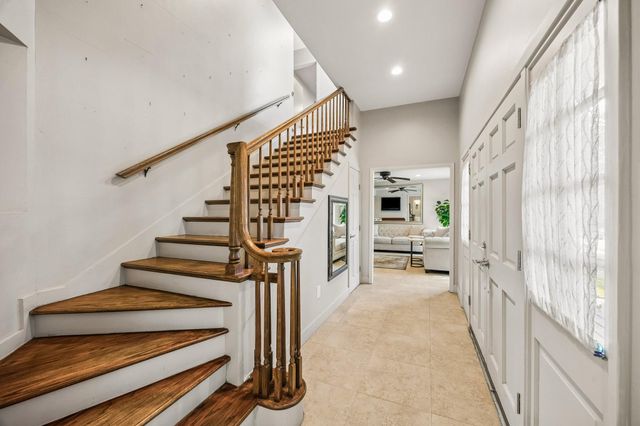 9703 Oasis Drive, Houston, TX 77096