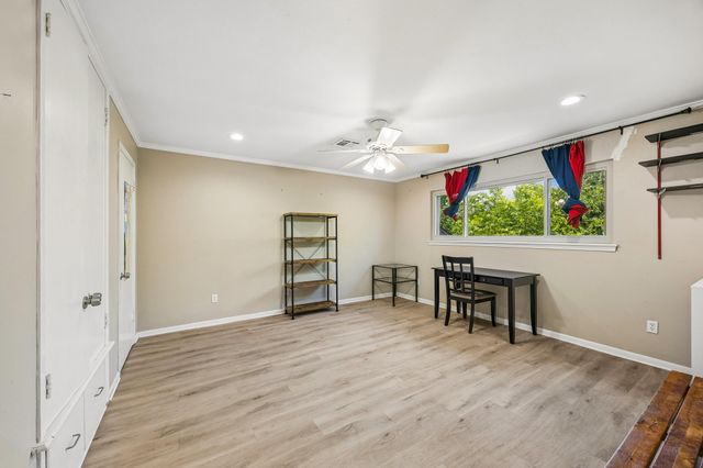 9703 Oasis Drive, Houston, TX 77096