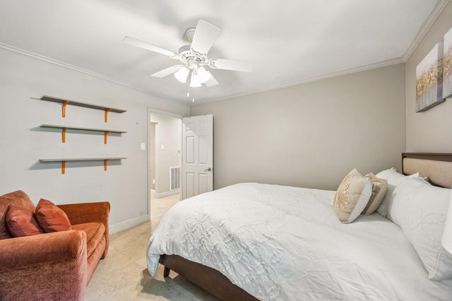 9703 Oasis Drive, Houston, TX 77096