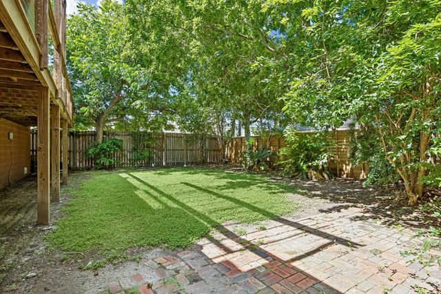 9703 Oasis Drive, Houston, TX 77096