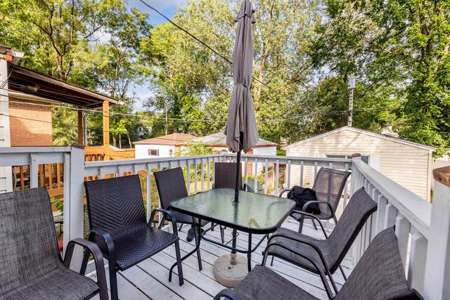 8031 S Woodlawn Avenue, Chicago, IL 60619