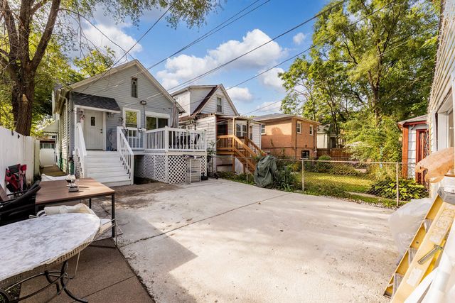 8031 S Woodlawn Avenue, Chicago, IL 60619