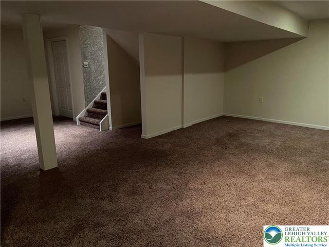 4001 Ferncroft Lane, Bethlehem Twp, PA 18020