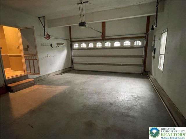 4001 Ferncroft Lane, Bethlehem Twp, PA 18020