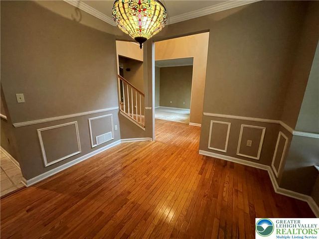 4001 Ferncroft Lane, Bethlehem Twp, PA 18020