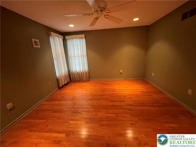4001 Ferncroft Lane, Bethlehem Twp, PA 18020