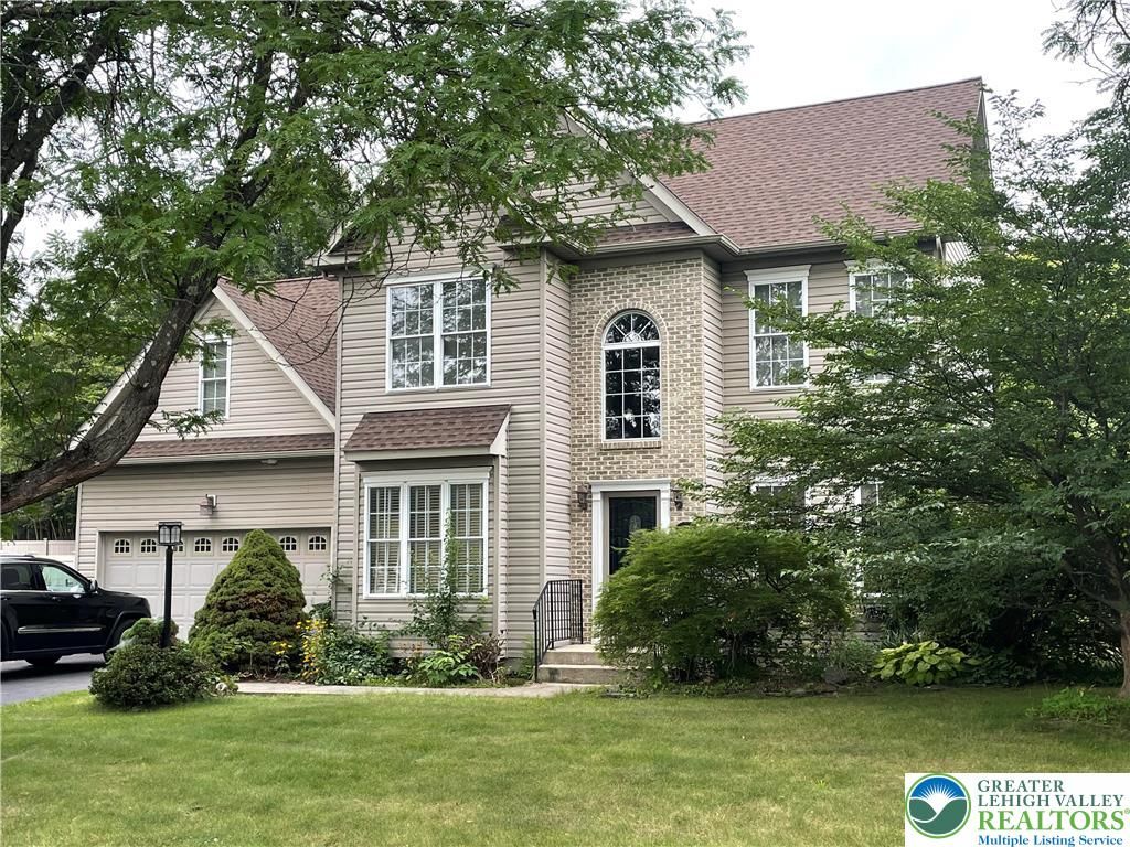 4001 Ferncroft Lane, Bethlehem Twp, PA 18020