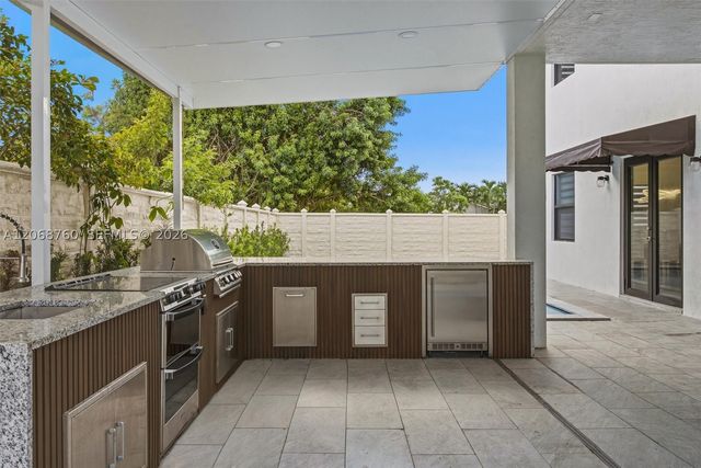 13331 SW 41st St, Miami, FL 33175