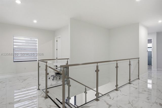 13331 SW 41st St, Miami, FL 33175