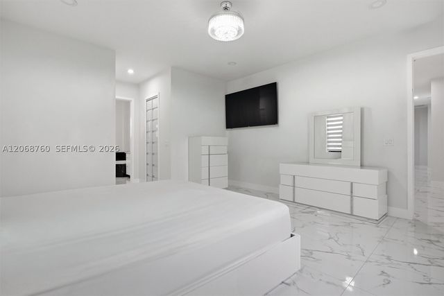 13331 SW 41st St, Miami, FL 33175
