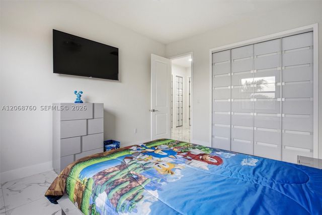 13331 SW 41st St, Miami, FL 33175