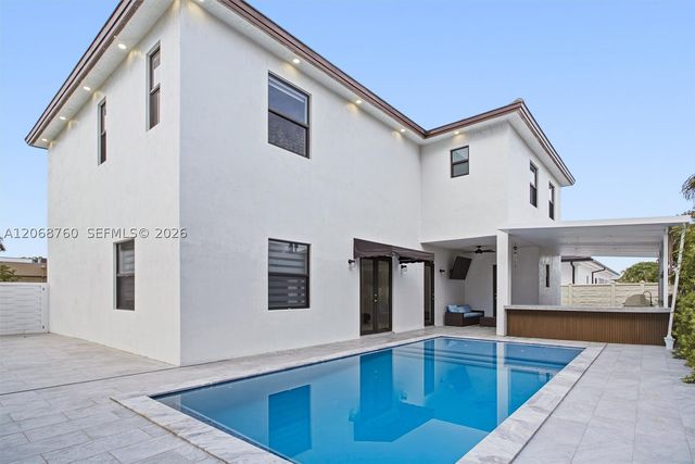 13331 SW 41st St, Miami, FL 33175