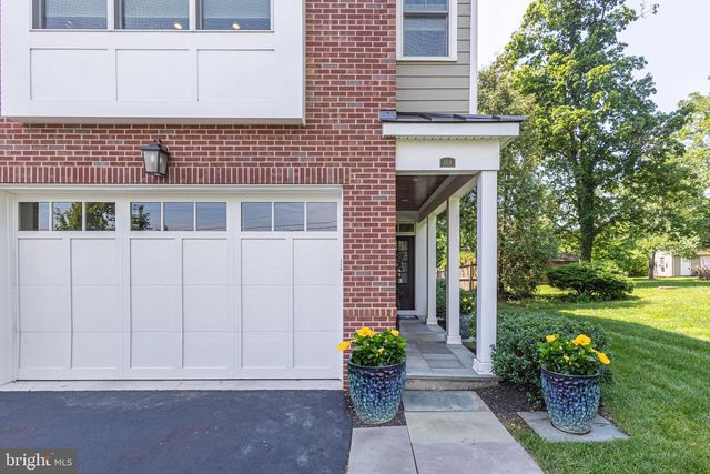 168 OLD YORK RD, New Hope, PA 18938