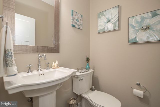168 OLD YORK RD, New Hope, PA 18938