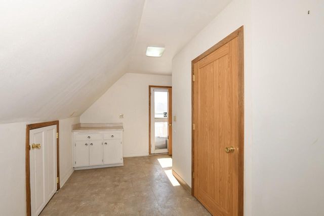 6919 W Bluemound ROAD, Wauwatosa, WI 53213