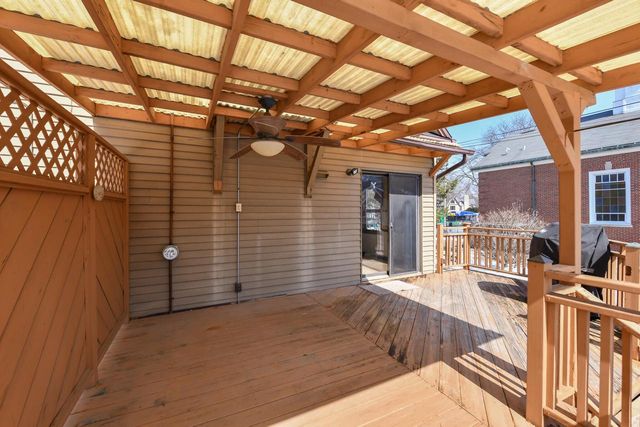 6919 W Bluemound ROAD, Wauwatosa, WI 53213