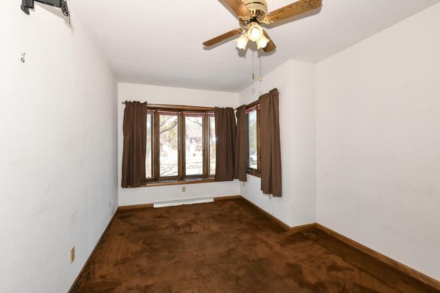 6919 W Bluemound ROAD, Wauwatosa, WI 53213