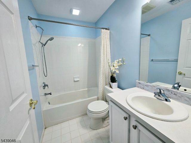 324 Winthrop Dr, Nutley Twp., NJ 07110