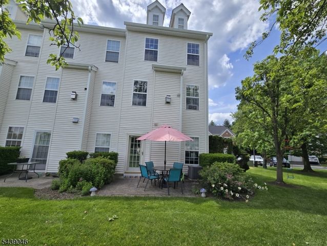 324 Winthrop Dr, Nutley Twp., NJ 07110