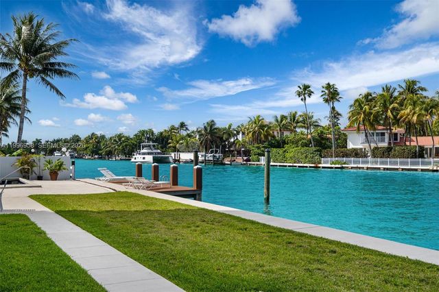 10300 W Bay Harbor Dr 9D, Bay Harbor Islands, FL 33154